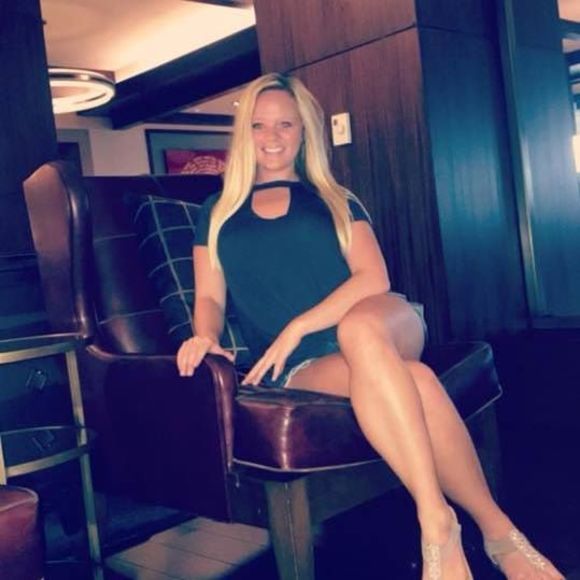 Meet your Posher, Talena - Picture 1 of 1